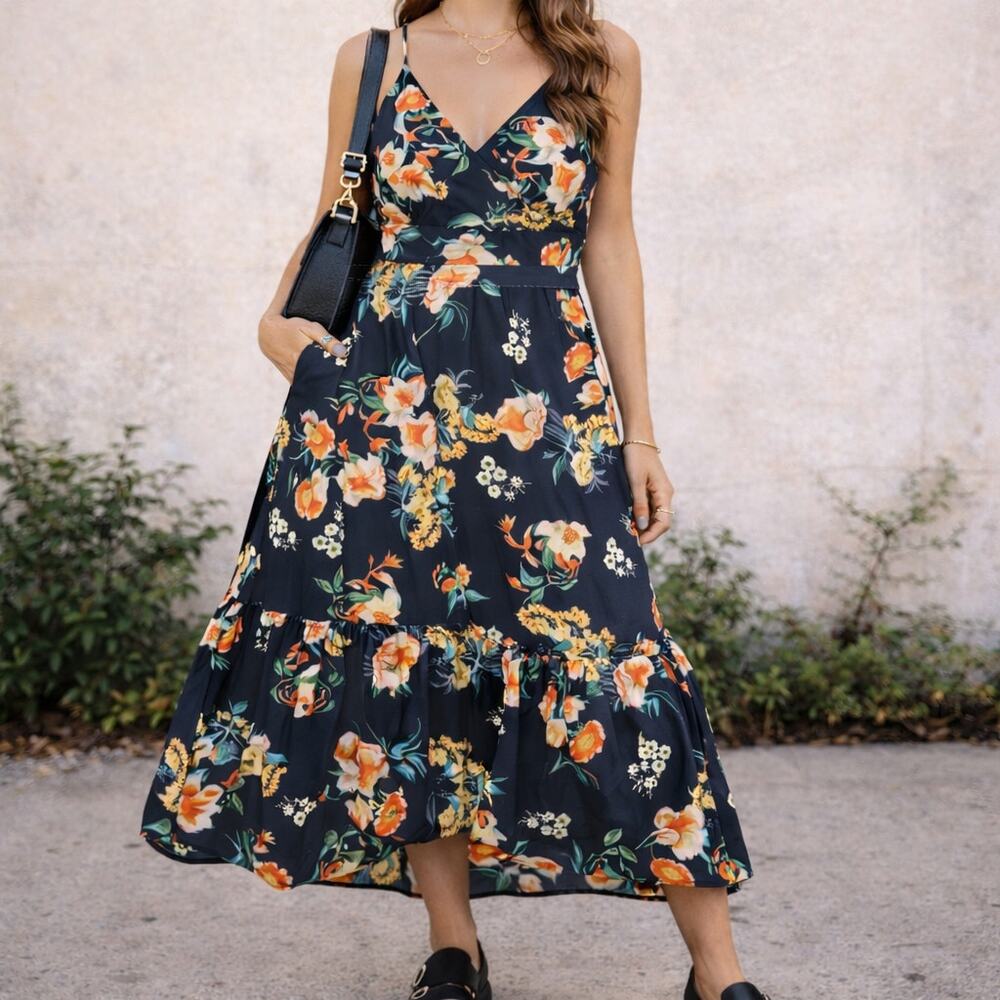 Black Floral Strappy Sz S Fit & Flare Ruffle Hem Midi Dress Small Lined